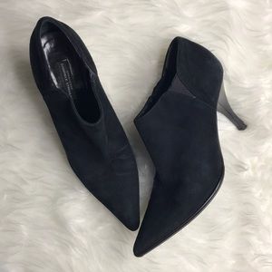 Strenesse Black Suede Bootie Heels 7